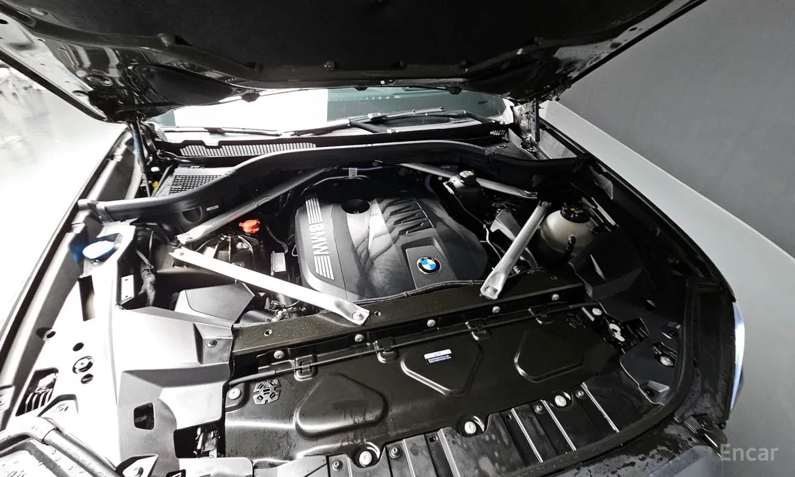 BMW X5 2019 xDrive 40i M Sport