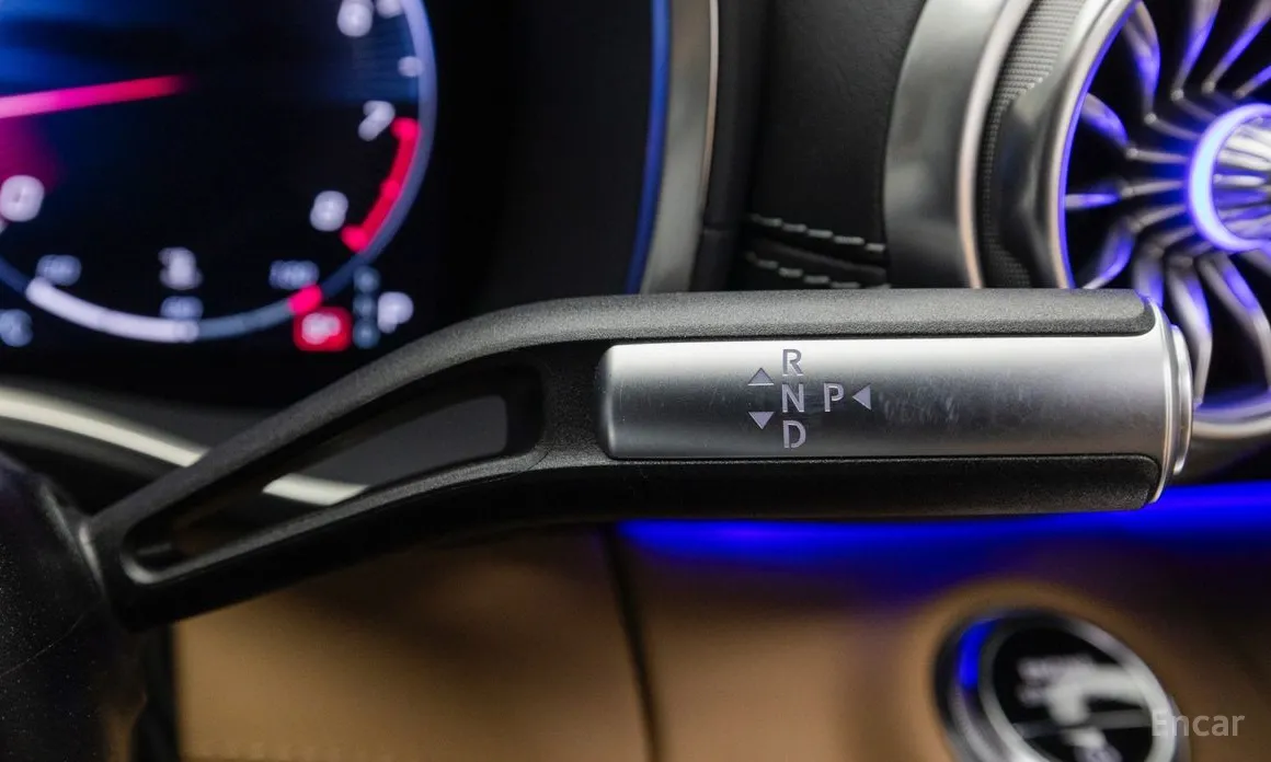 Mercedes-Benz SL-Class 2023 AMG SL63 4MATIC+