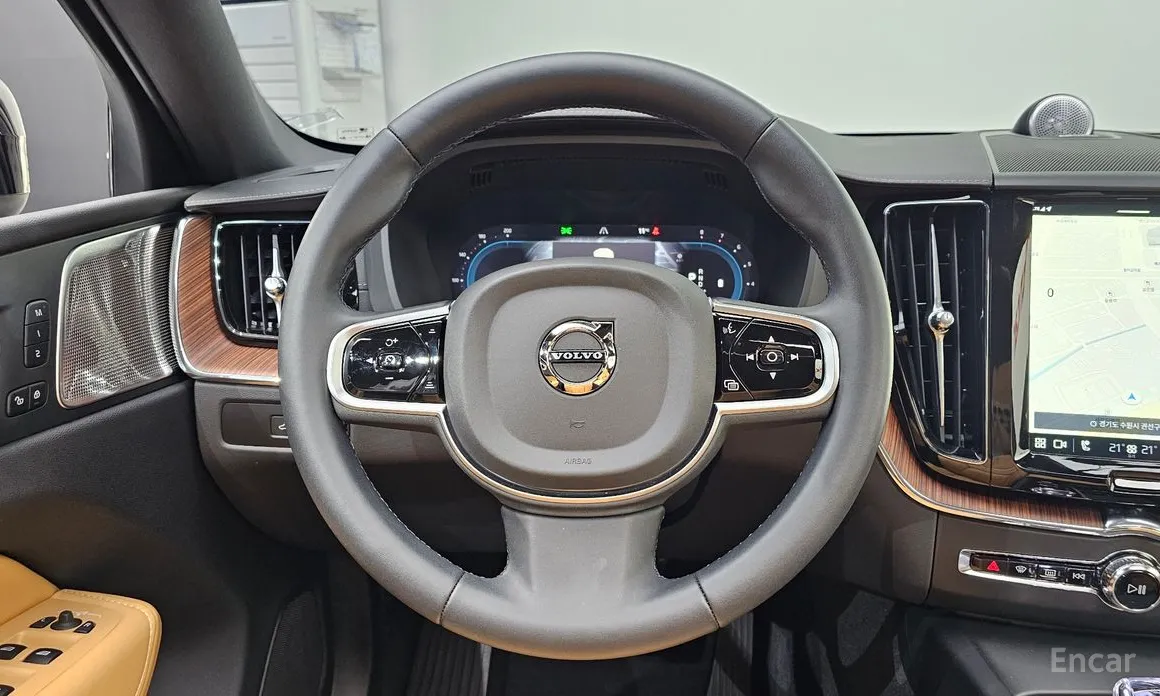 Volvo XC60 2017 B5 Ultra Bright