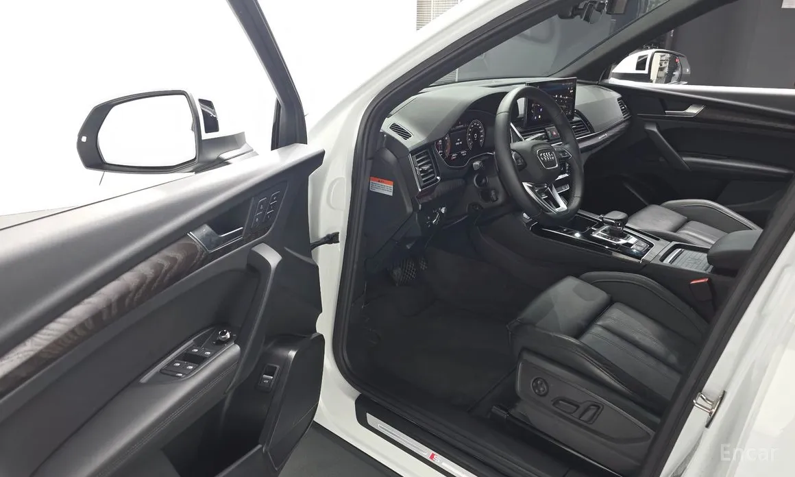 Audi Q5 2017 45 TFSI Quattro Premium Sportback