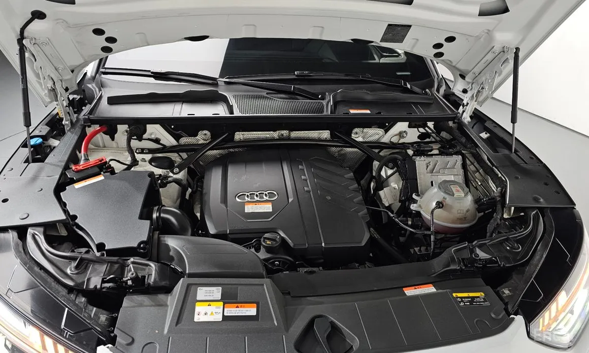 Audi Q5 2017 45 TFSI Quattro Premium Sportback