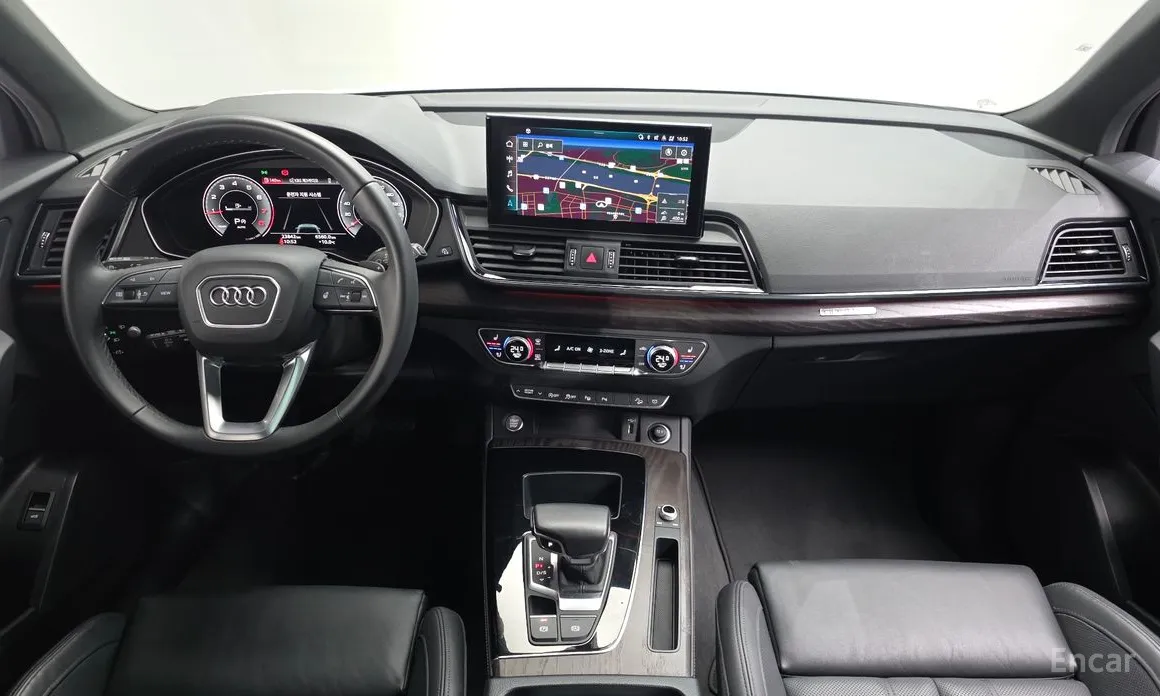 Audi Q5 2017 45 TFSI Quattro Premium Sportback