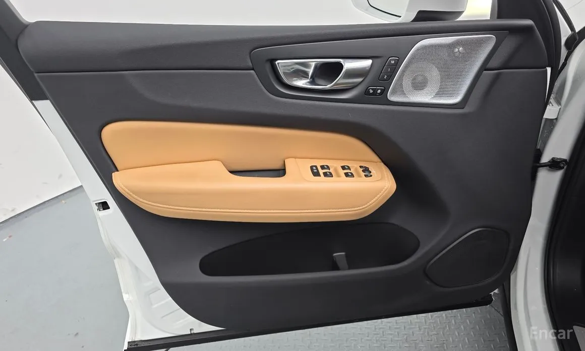 Volvo XC60 2017 B5 Inscription