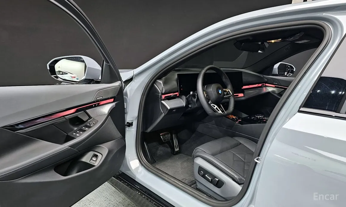 BMW 5 Series 2023 530i xDrive M Sport