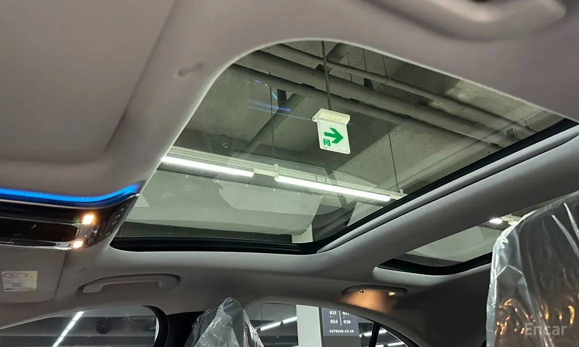 Mercedes-Benz E-Class 2024 E200 Avantgarde