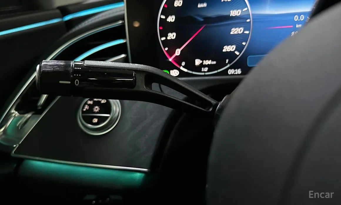 Mercedes-Benz E-Class 2024 E200 Avantgarde