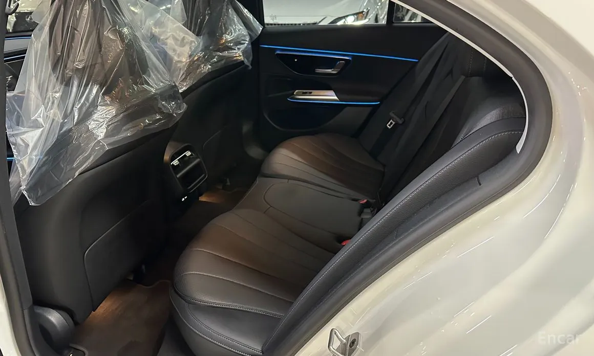 Mercedes-Benz E-Class 2024 E200 Avantgarde