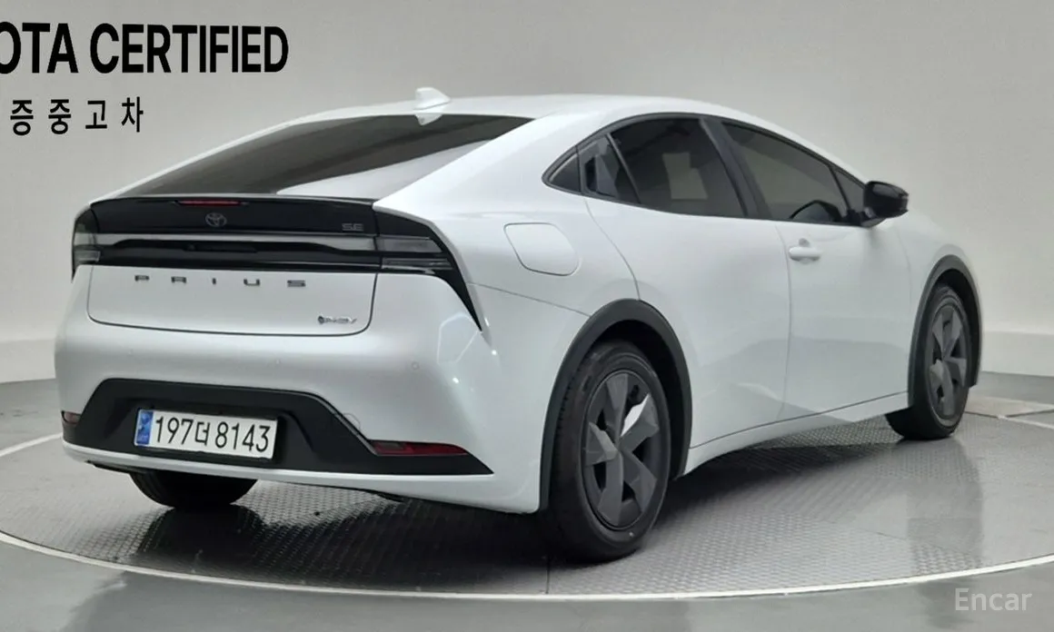 Toyota Prius 2023 2.0 PHEV SE