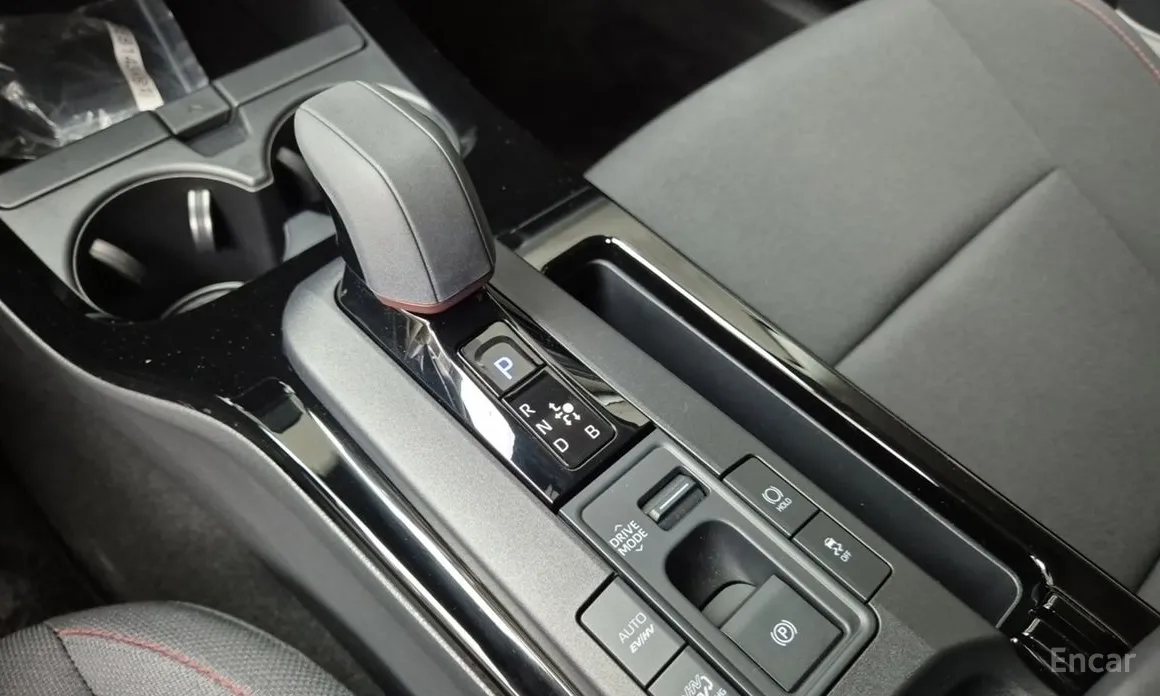 Toyota Prius 2023 2.0 PHEV SE