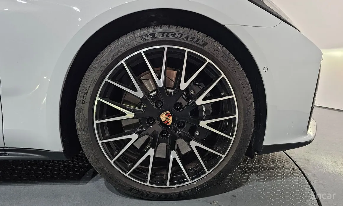 2024 Porsche Panamera