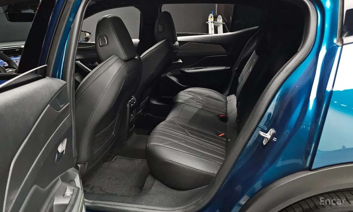 Peugeot 408 2023 1.2 Pure Tech GT