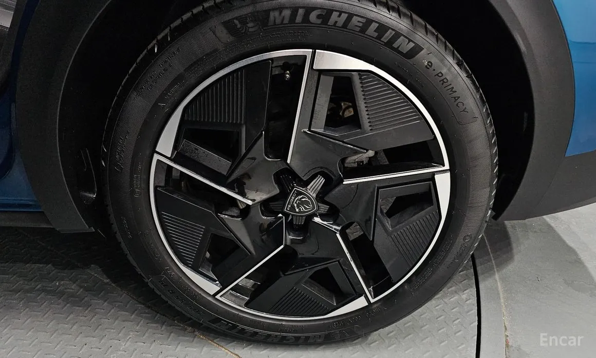 Peugeot 408 2023 1.2 Pure Tech GT