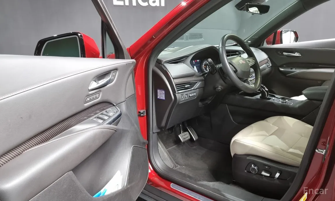 Cadillac XT4 2018 2.0 Sport AWD