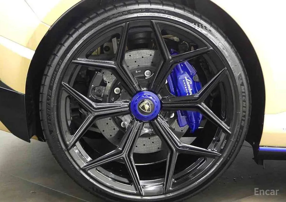 Lamborghini Huracan 2014 LP640-4 EVO Spyder