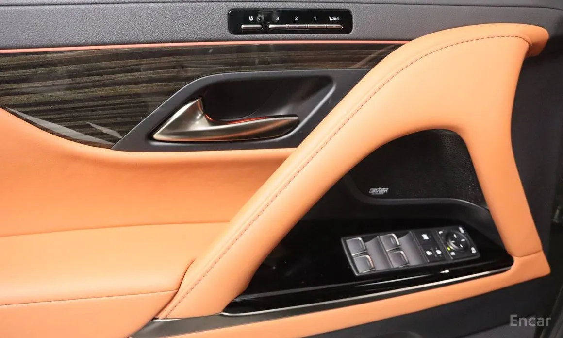 Lexus LX 2025 700h VIP