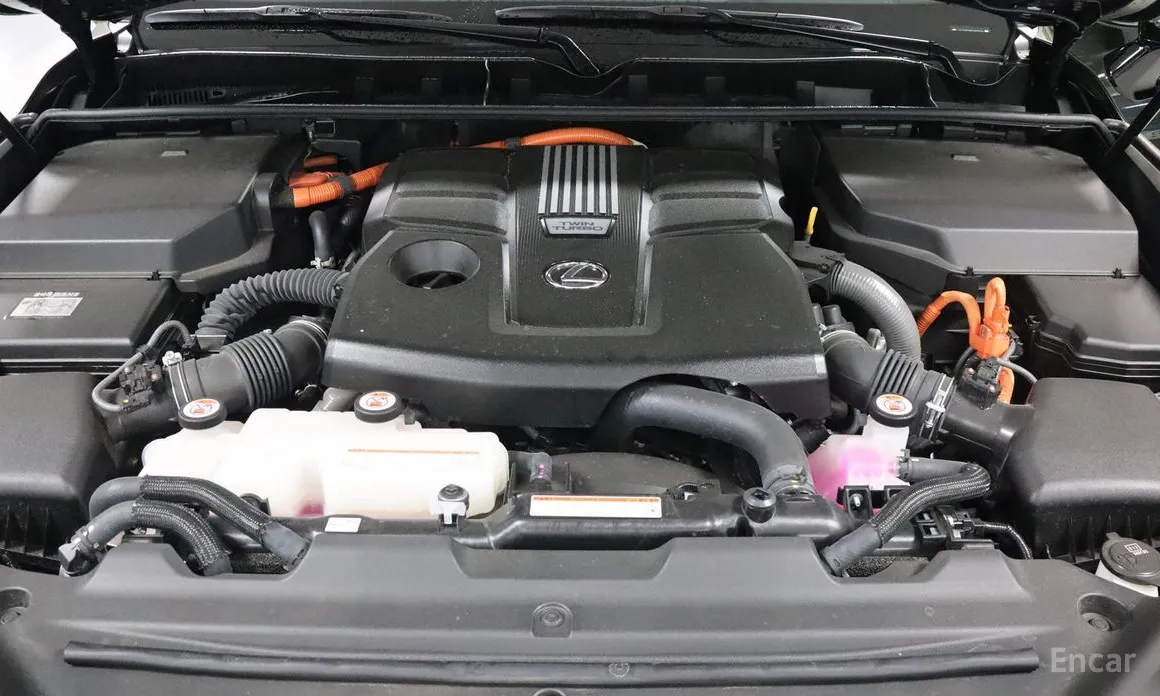 Lexus LX 2025 700h VIP