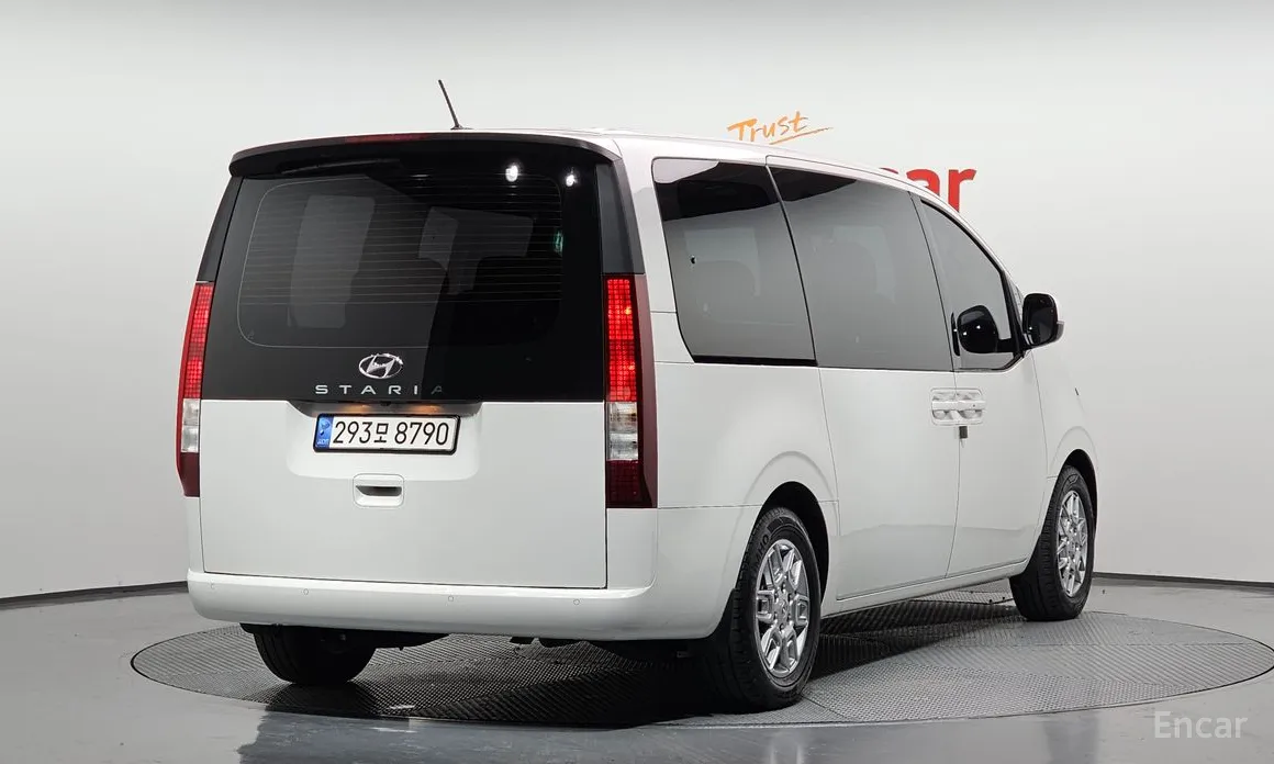 Hyundai Staria 2021 Tourer 9-Seater