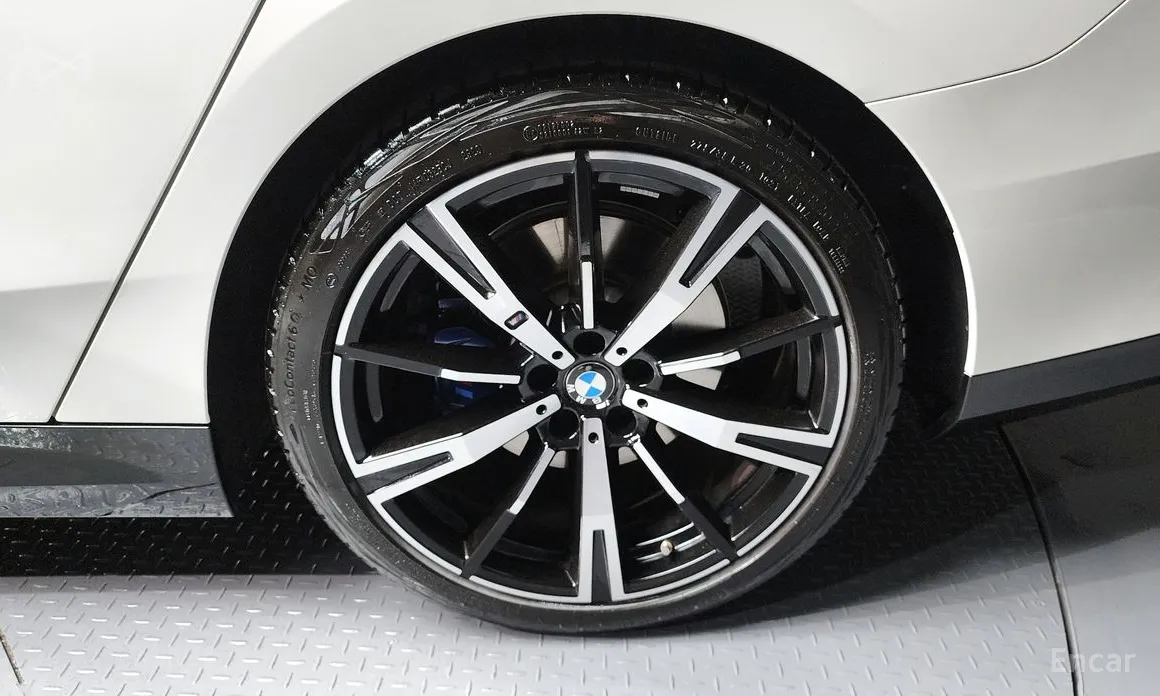 BMW 5 Series 2023 530i xDrive M Sport