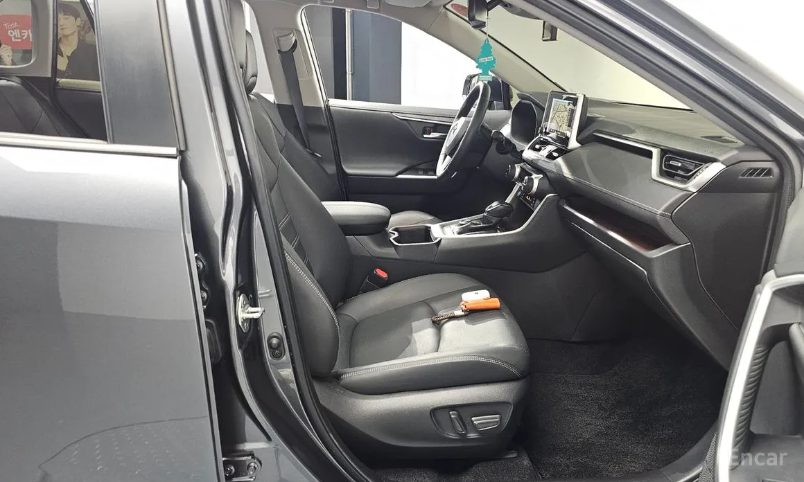 Toyota RAV4 2019 2,5 4WD Hybrid LTD