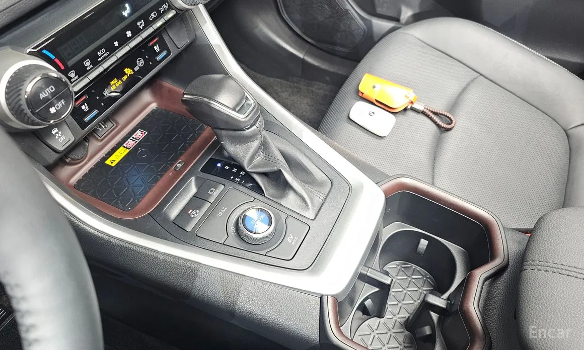 Toyota RAV4 2019 2,5 4WD Hybrid LTD