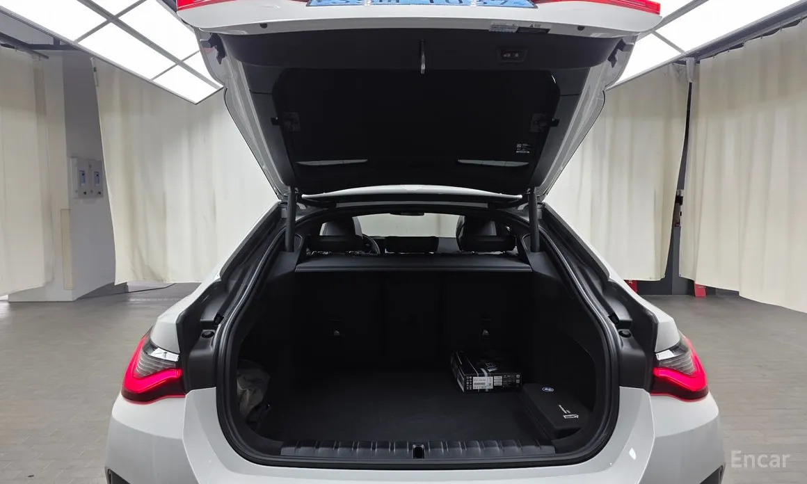 BMW i4 2021 eDrive40 M Sports Pro