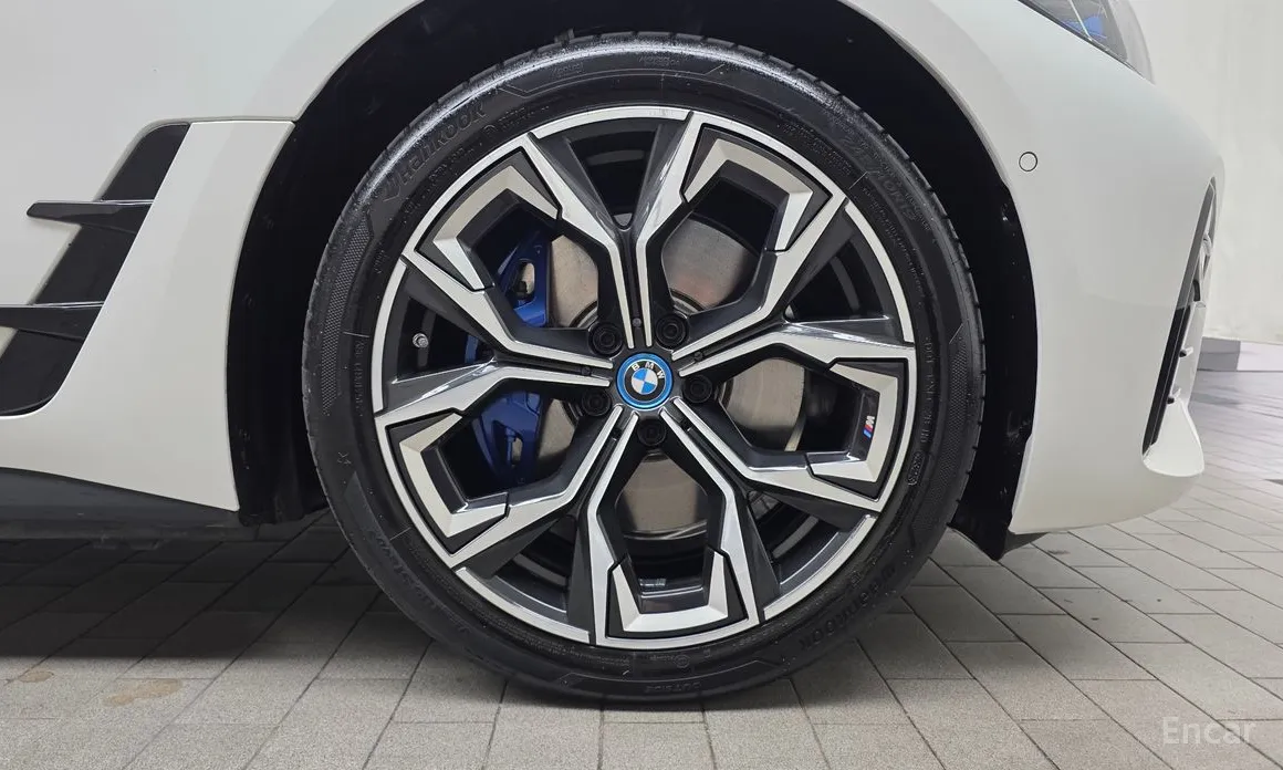 BMW i4 2021 eDrive40 M Sports Pro