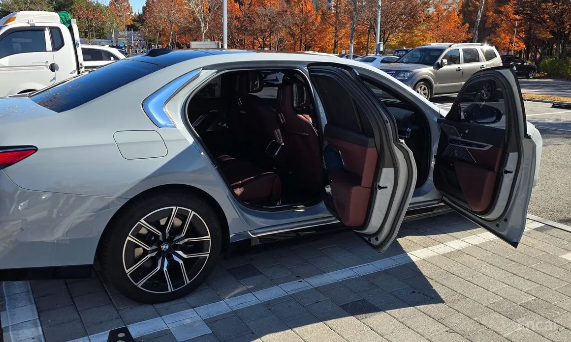 BMW i7 2022 xDrive 60 M sport