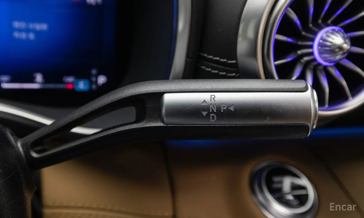 Mercedes-Benz SL-Class 2023 AMG SL63 4MATIC+