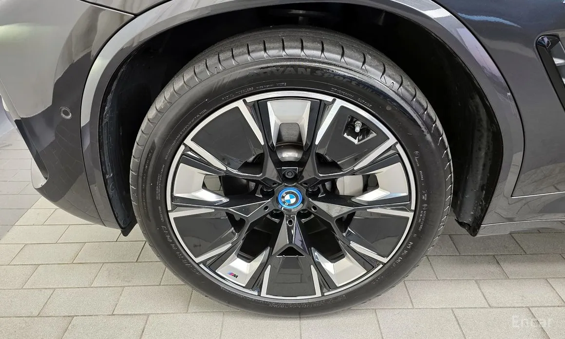 BMW iX3 2021 M Sports