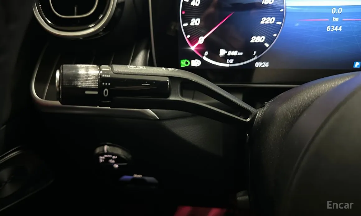 Mercedes-Benz GLC-Class 2023 GLC300 4MATIC Coupe