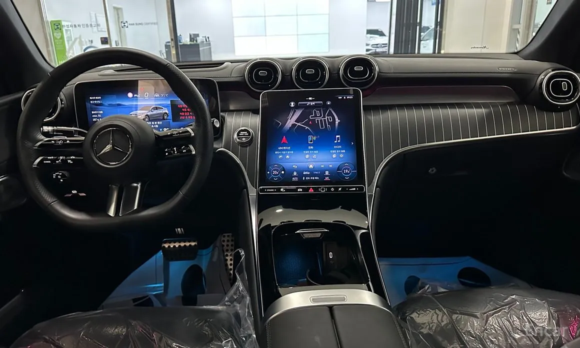 Mercedes-Benz GLC-Class 2023 GLC300 4MATIC Coupe