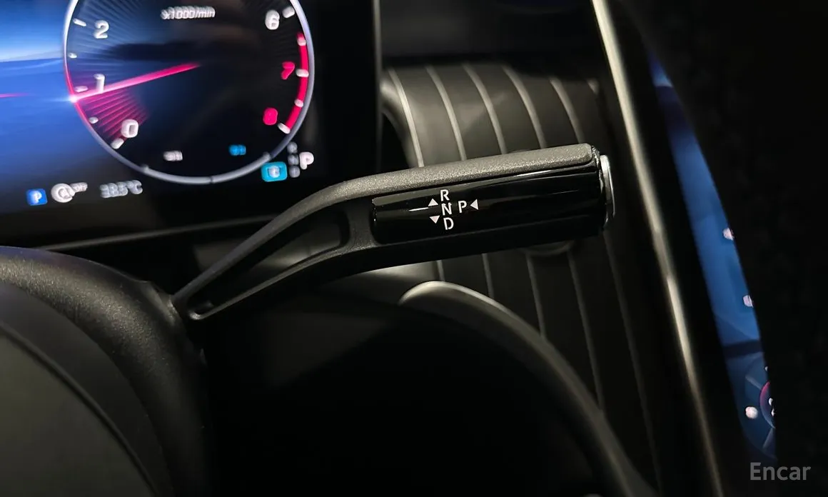 Mercedes-Benz GLC-Class 2023 GLC300 4MATIC Coupe