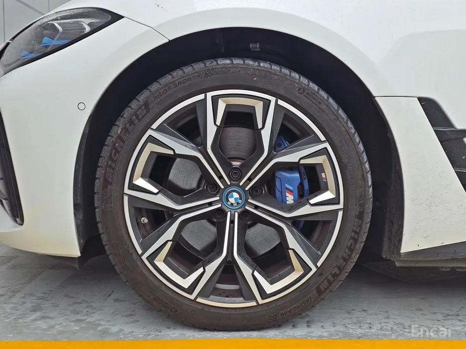 BMW i4 2021 eDrive40 M Sports Pro