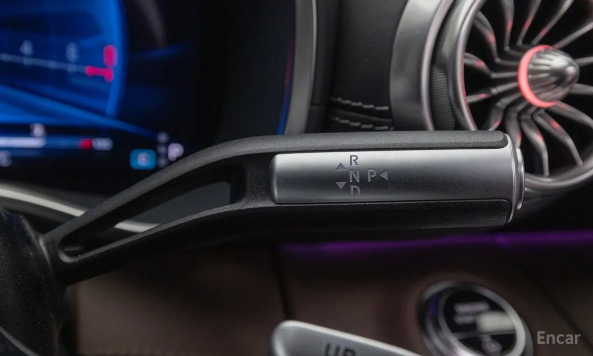 Mercedes-Benz SL-Class 2023 AMG SL63 4MATIC+