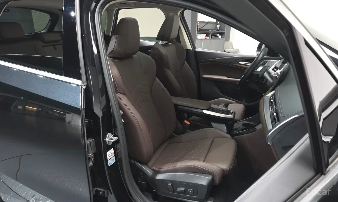 BMW 2 Series 2022 220i Luxury