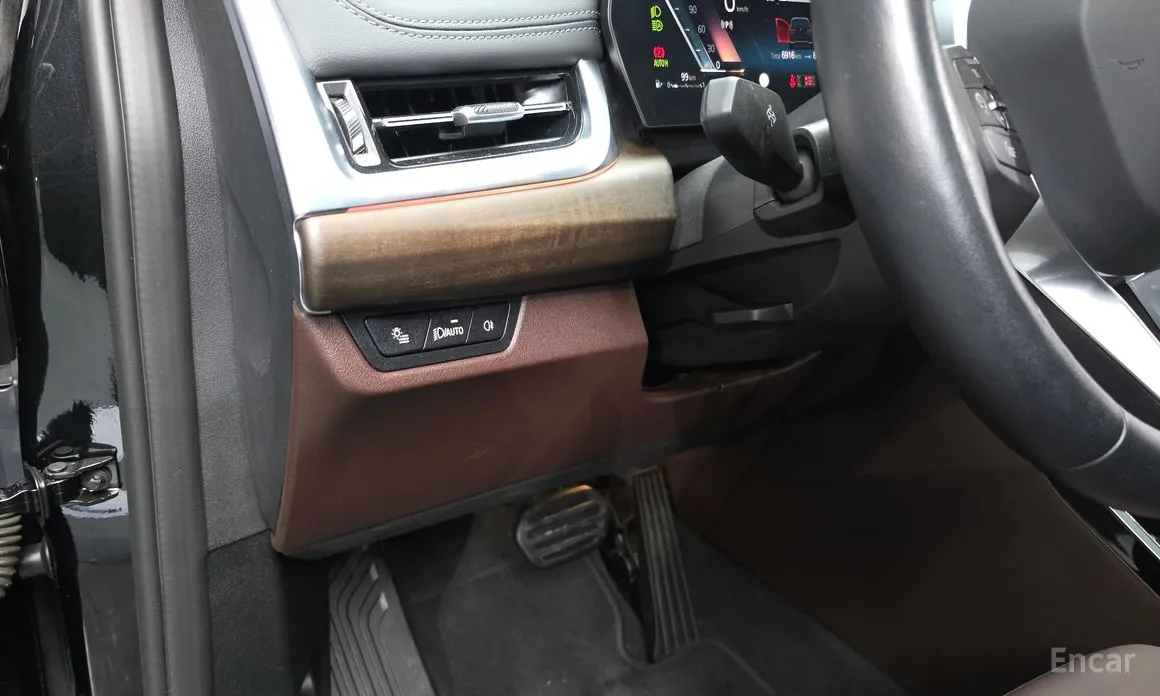 BMW 2 Series 2022 220i Luxury