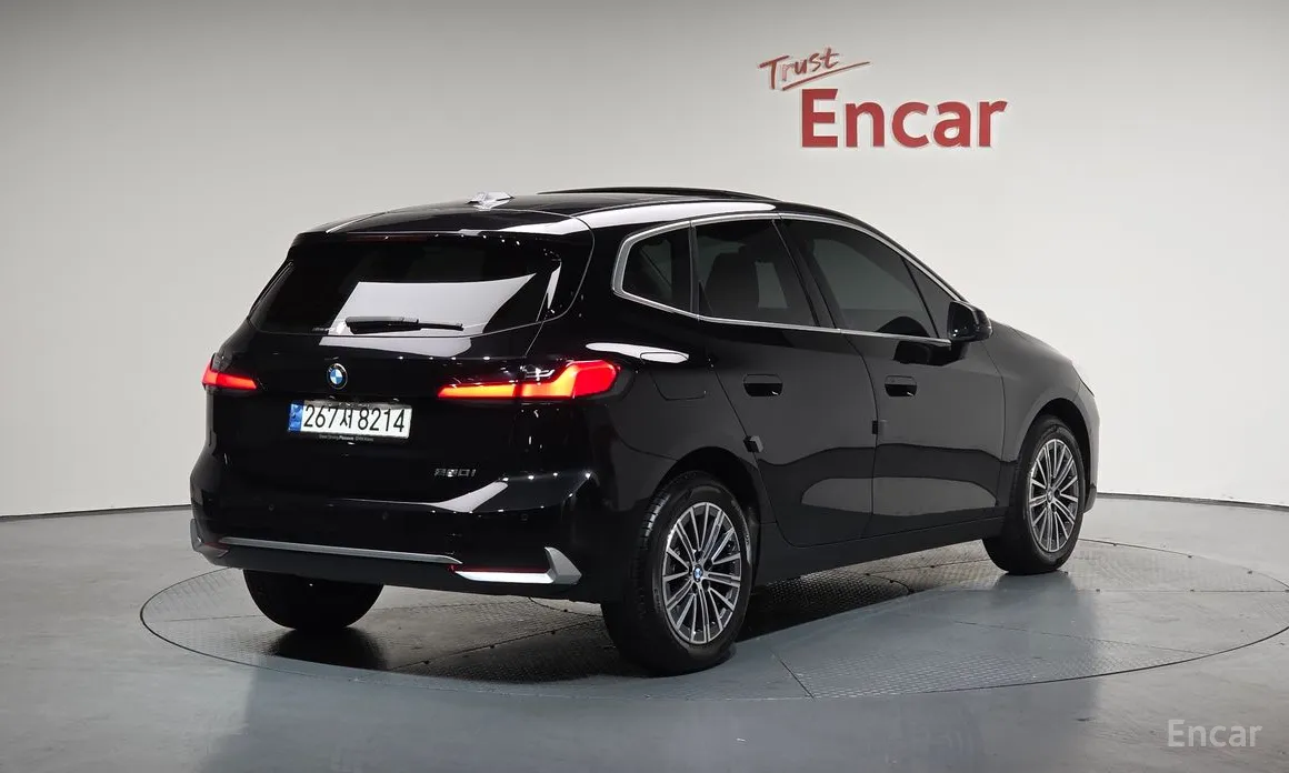 BMW 2 Series 2022 220i Luxury