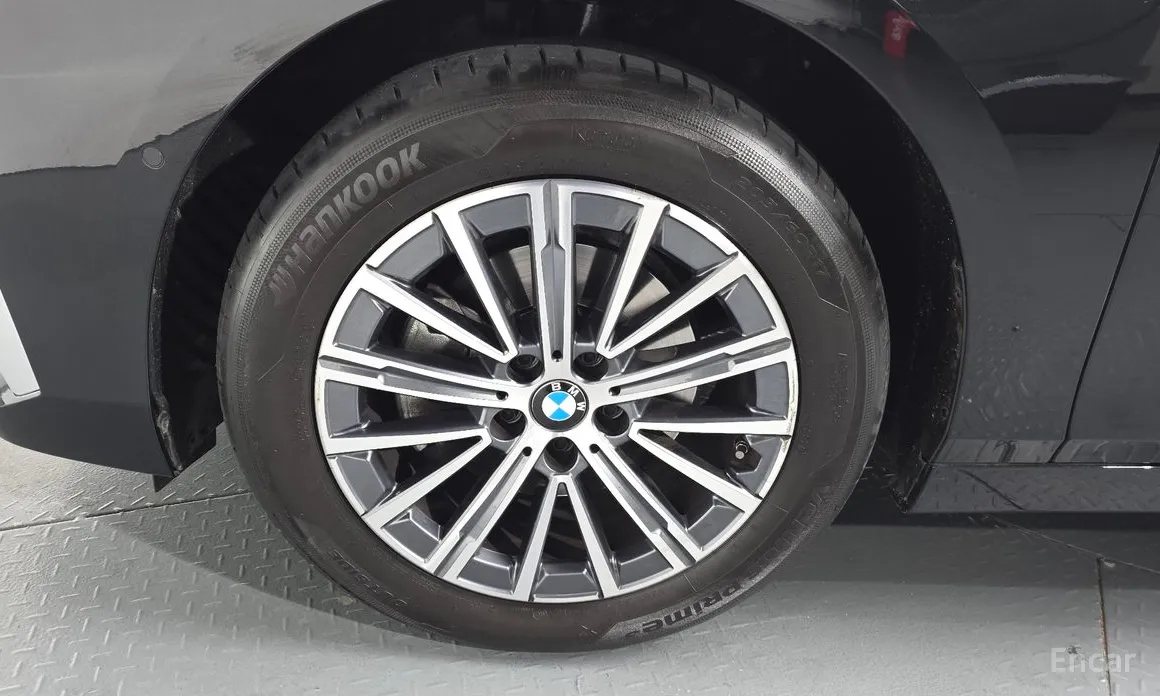 BMW 2 Series 2022 220i Luxury