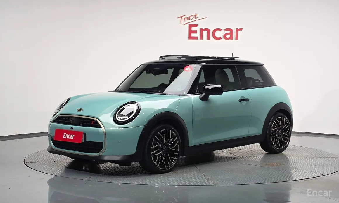 Mini Cooper 2024 Favoured