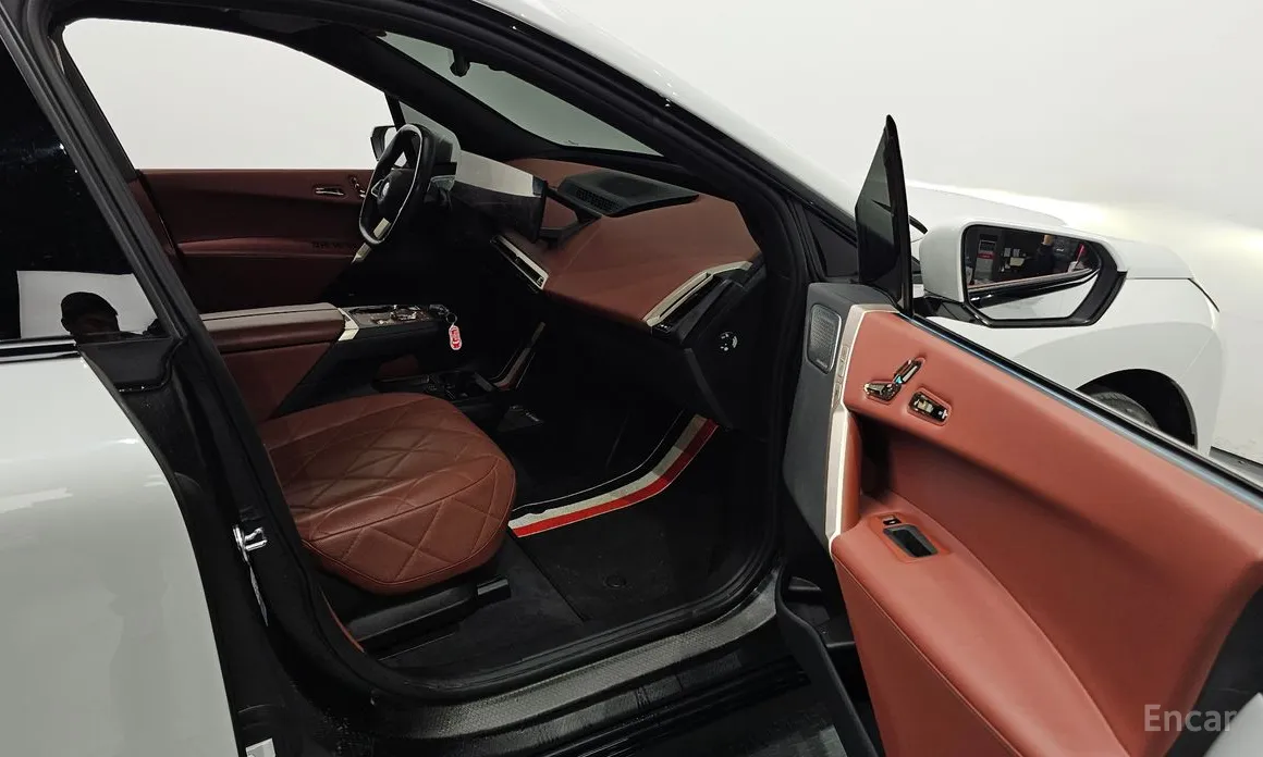 BMW iX 2021 xDrive50 Sports Plus