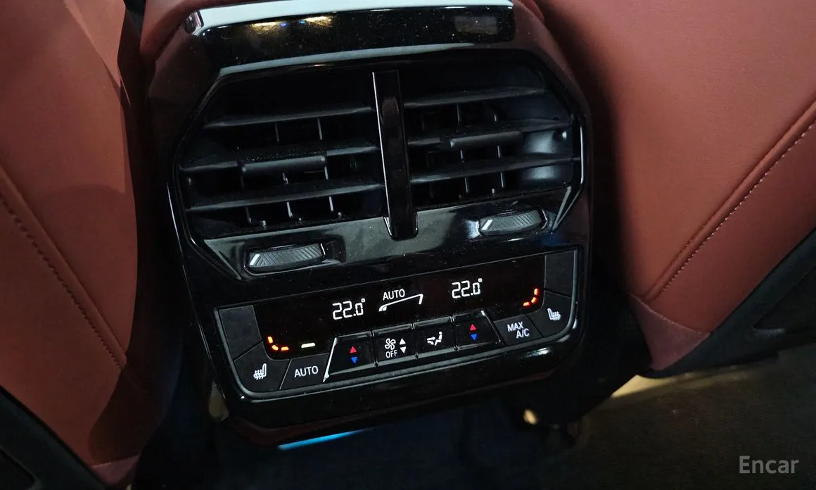 BMW iX 2021 xDrive50 Sports Plus