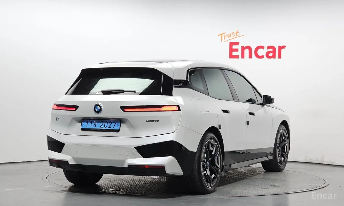 BMW iX 2021 xDrive50 Sports Plus