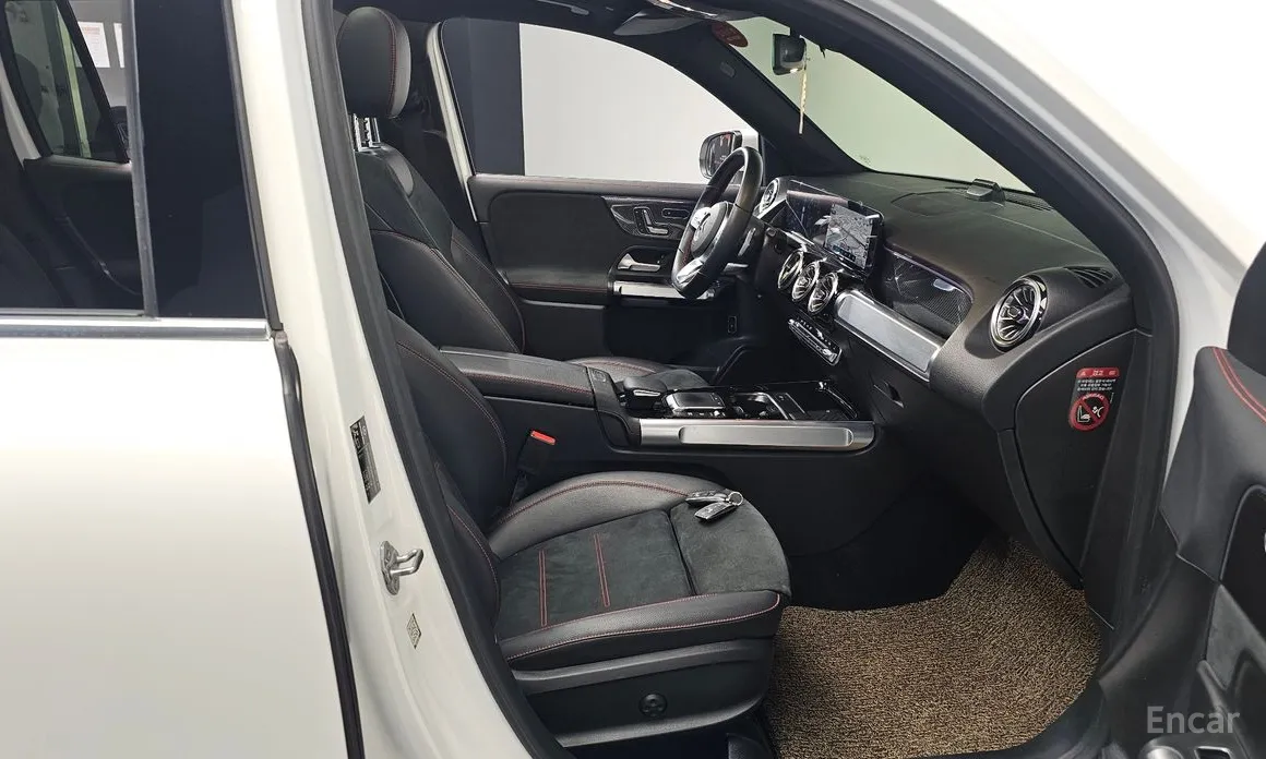 Mercedes-Benz GLB-Class 2020 GLB250 4MATIC