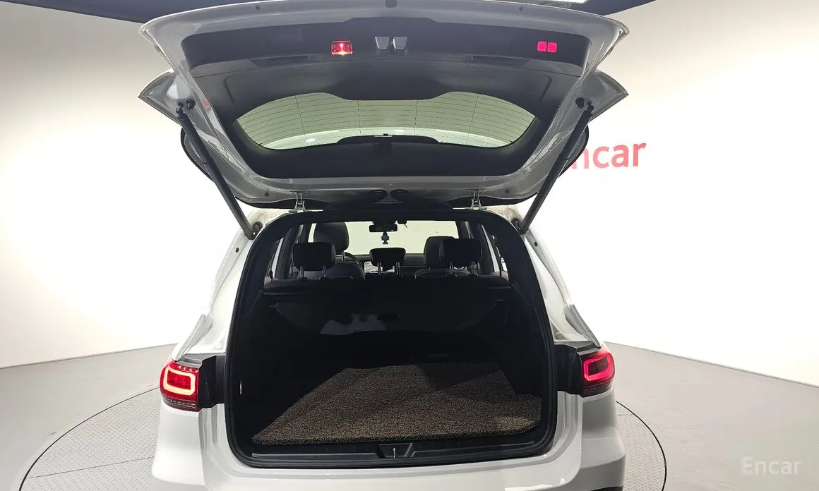 Mercedes-Benz GLB-Class 2020 GLB250 4MATIC