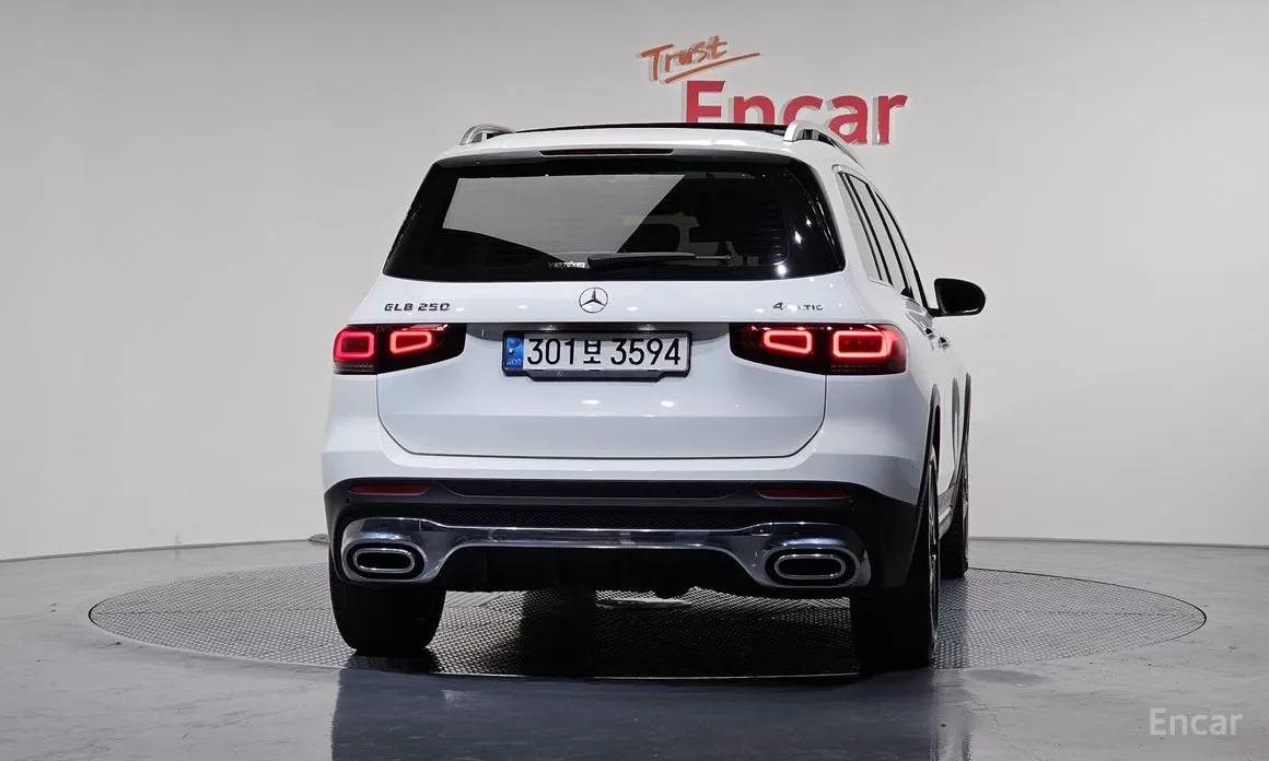 Mercedes-Benz GLB-Class 2020 GLB250 4MATIC