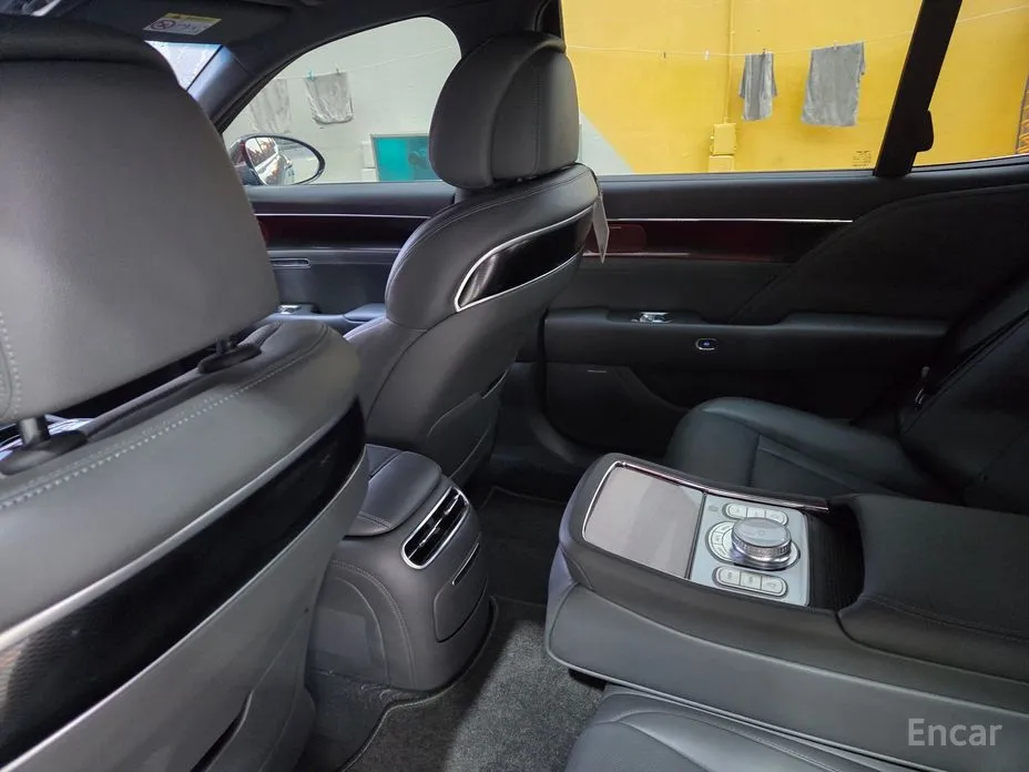 Genesis G90 2021 Gasoline 3.5 Turbo 2WD