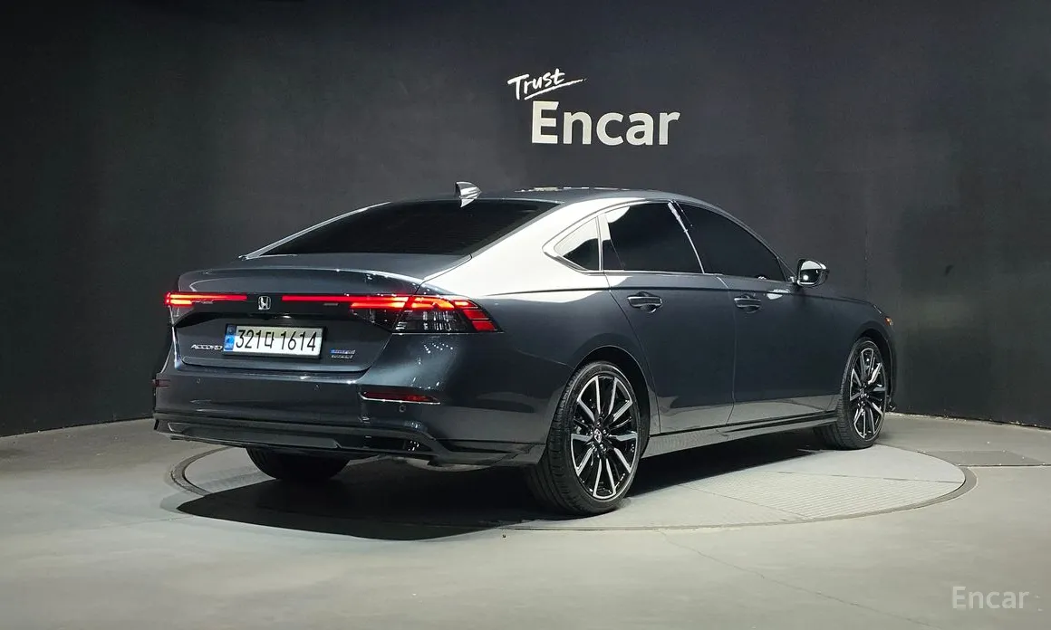 Honda Accord 2023 2.0 Hybrid Touring