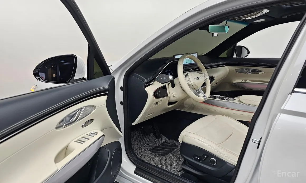 Genesis GV70 2022 e-AWD