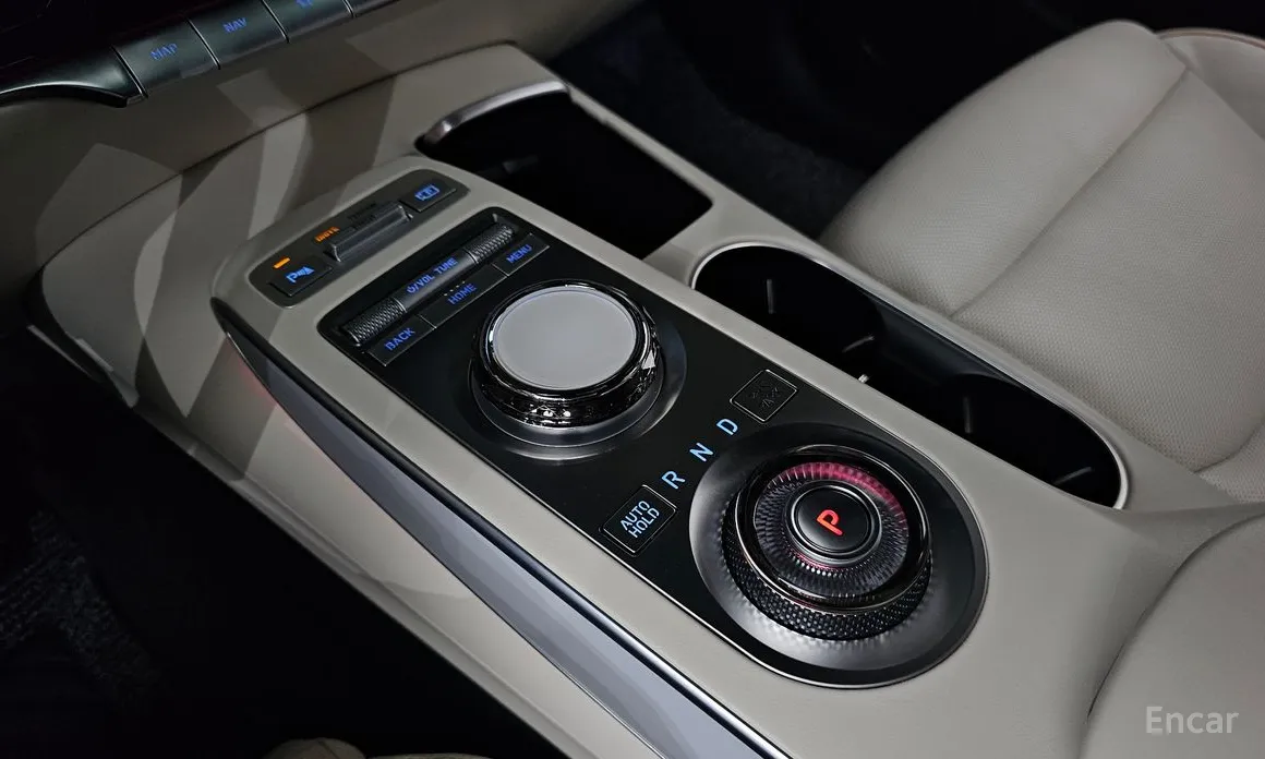 Genesis GV70 2022 e-AWD