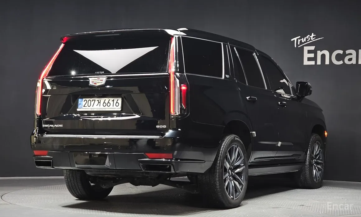 Cadillac Escalade 2021 6.2